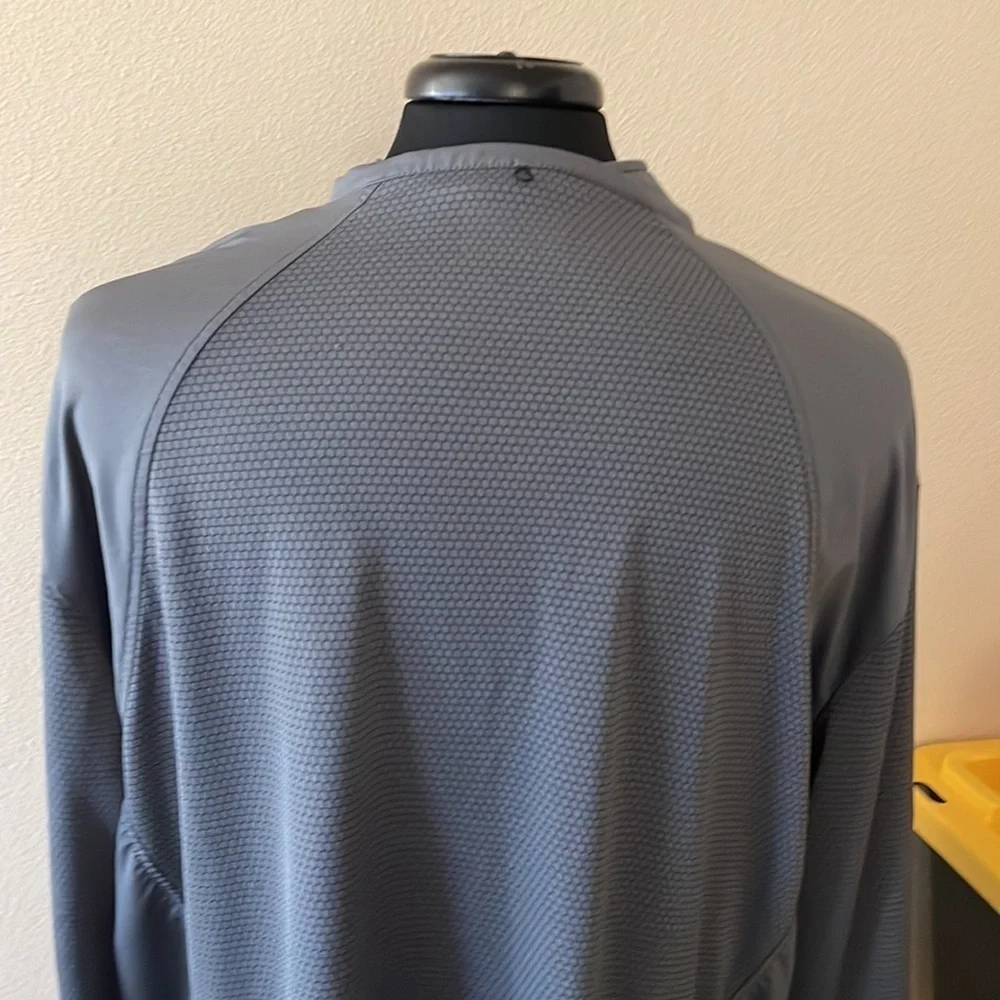 Oobe Hydrovent 1/4 zip Pullover Size 2XL